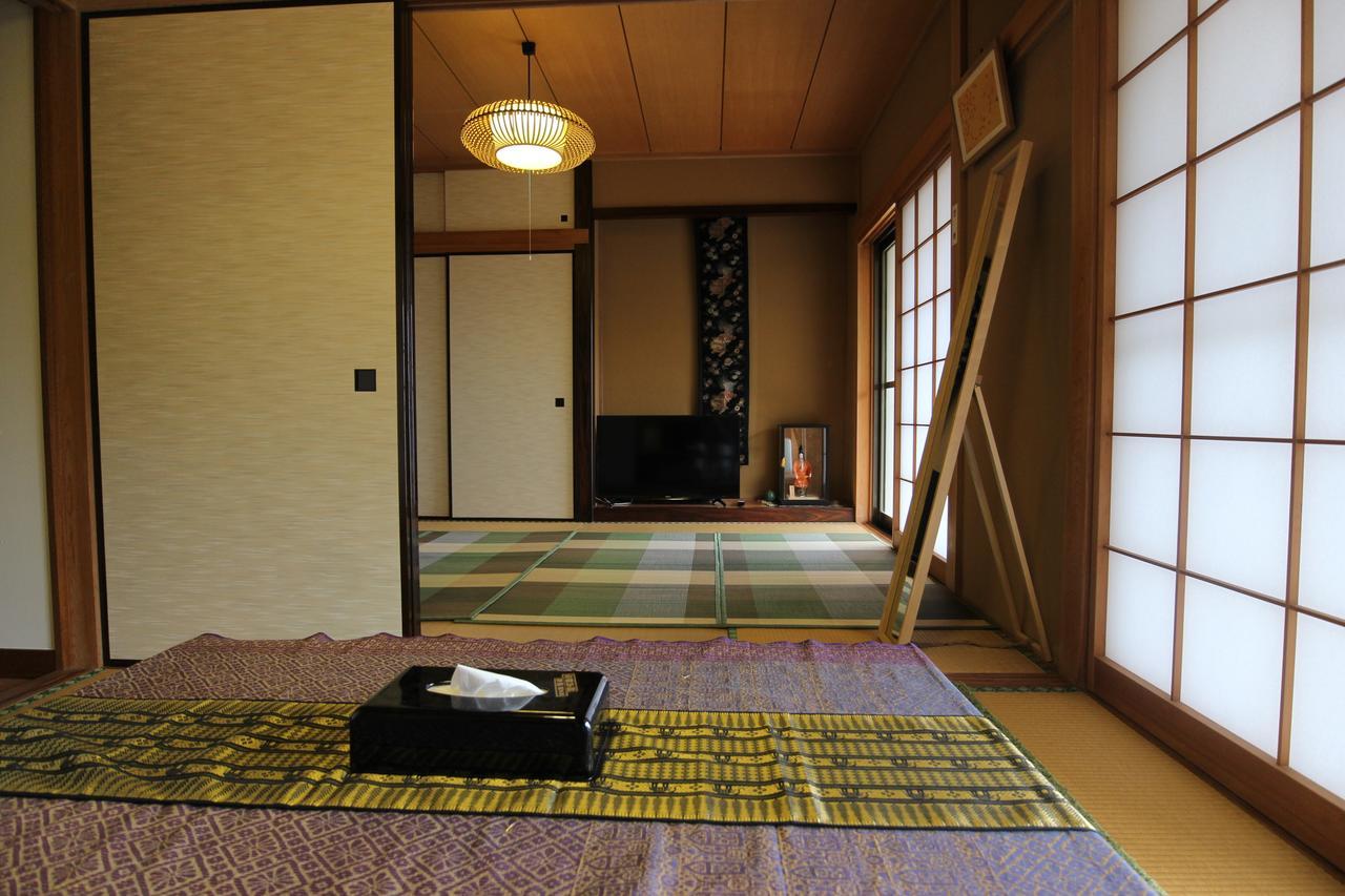 Atami Holiday Home Luaran gambar